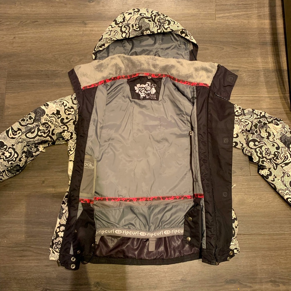Brand new RIPCURL winter coat M